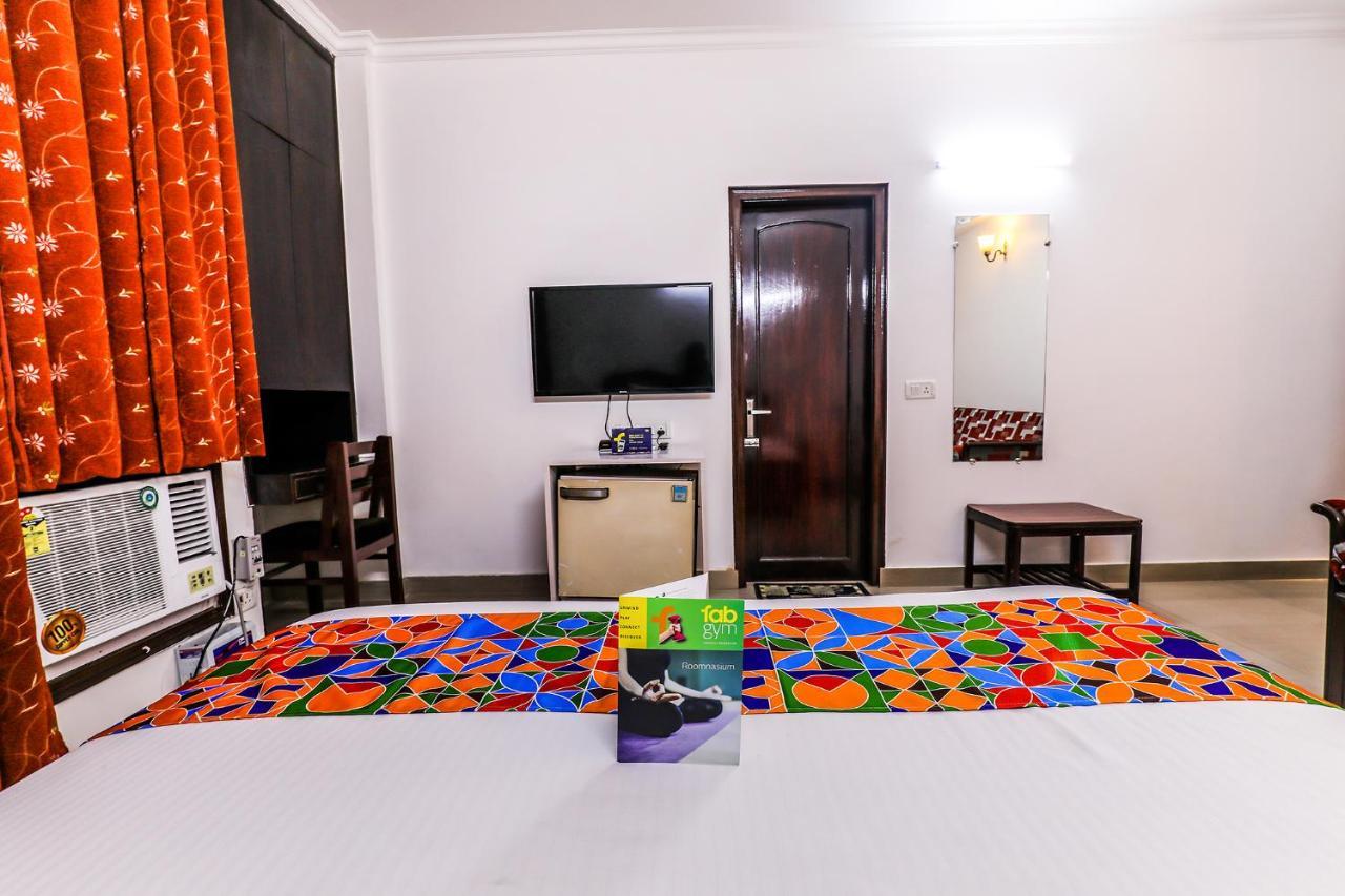 فندق Fabexpress Hemkunt Mansion نويدا المظهر الخارجي الصورة